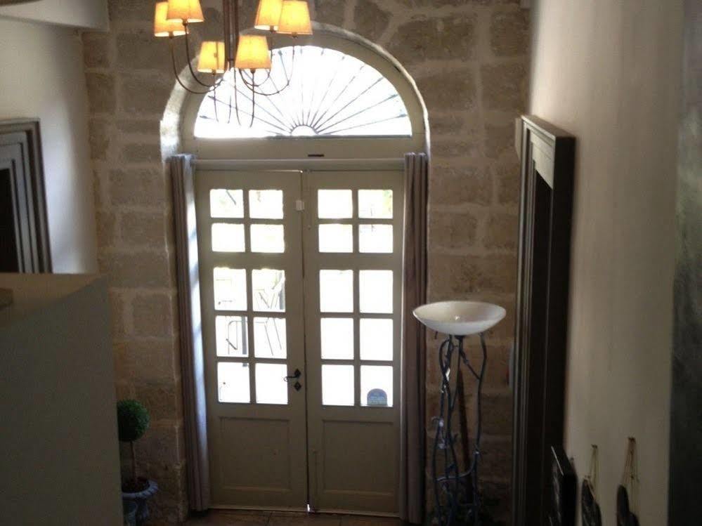 Chambres D'Hotes - Bed And Breakfast Les Palmiers Mèze Екстериор снимка